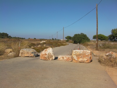 Acesso à ria de Alvor bloqueado há pelo menos três anos... Acesso à ria de Alvor bloqueado há pelo menos três anos...